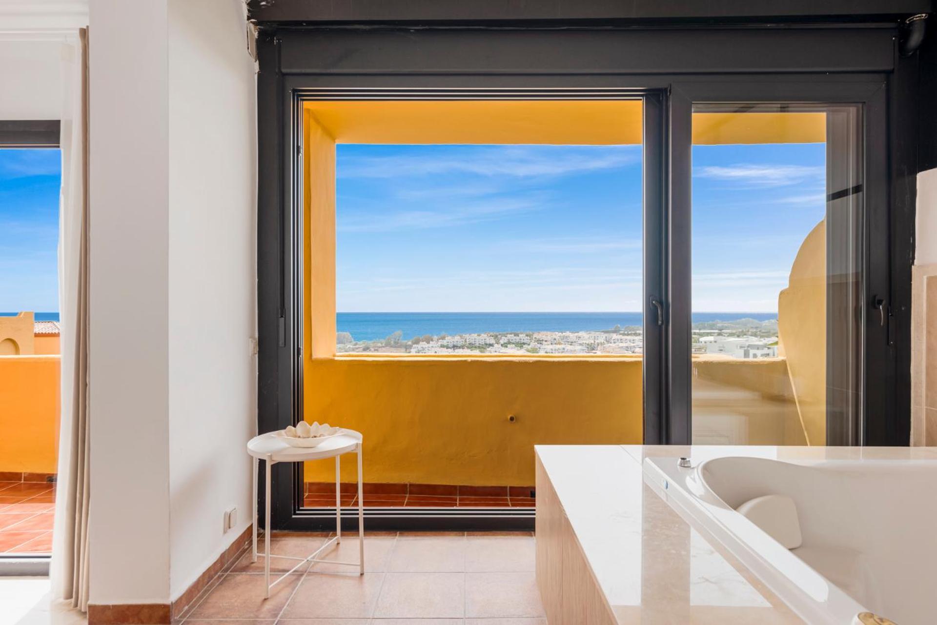 Sky And Sea Estepona Penthouse Eksteriør bilde