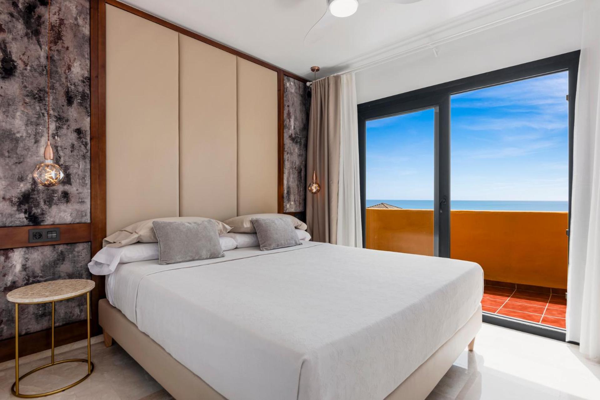 Sky And Sea Estepona Penthouse Eksteriør bilde